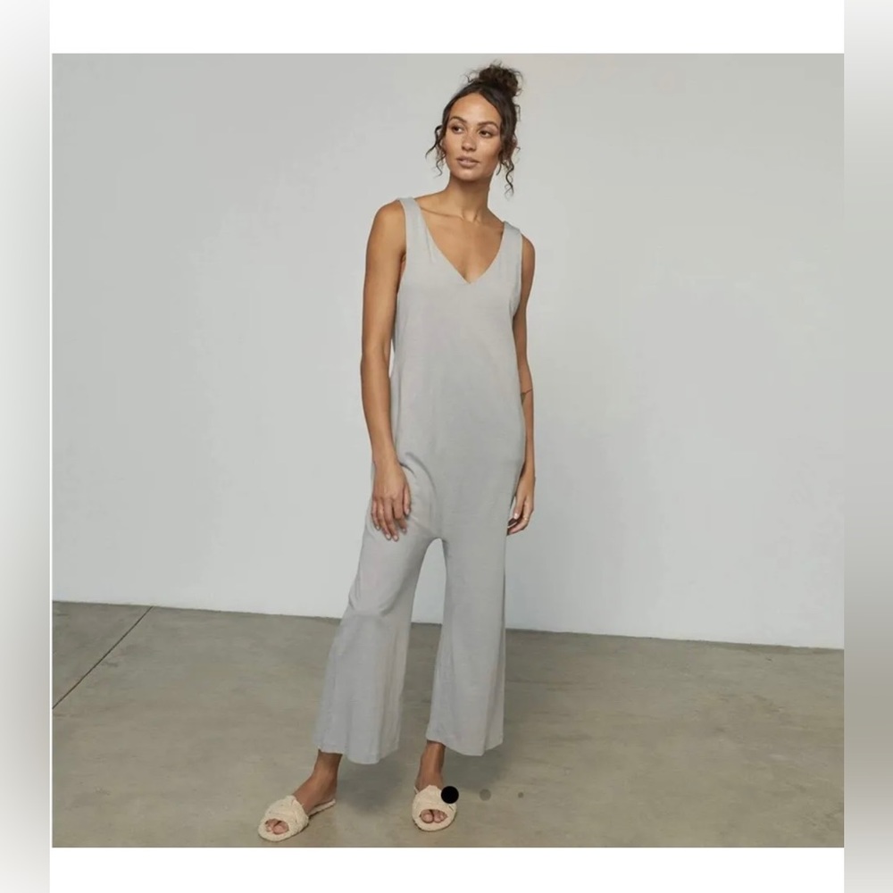 Lunya Restore Jersey Wide Leg Crop Romper Jumpsuit Ambient Grey Heather Size XS